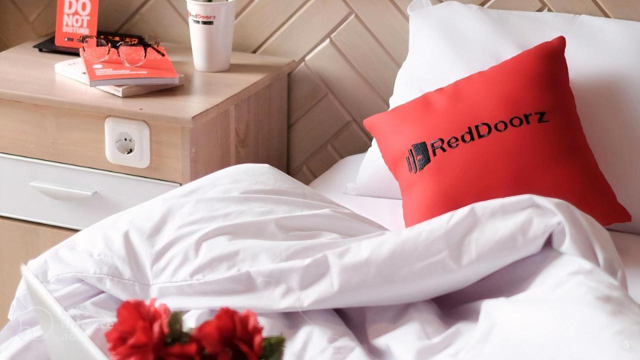 Hotel Reddoorz Khang Manh Hô Chi Minh-Ville